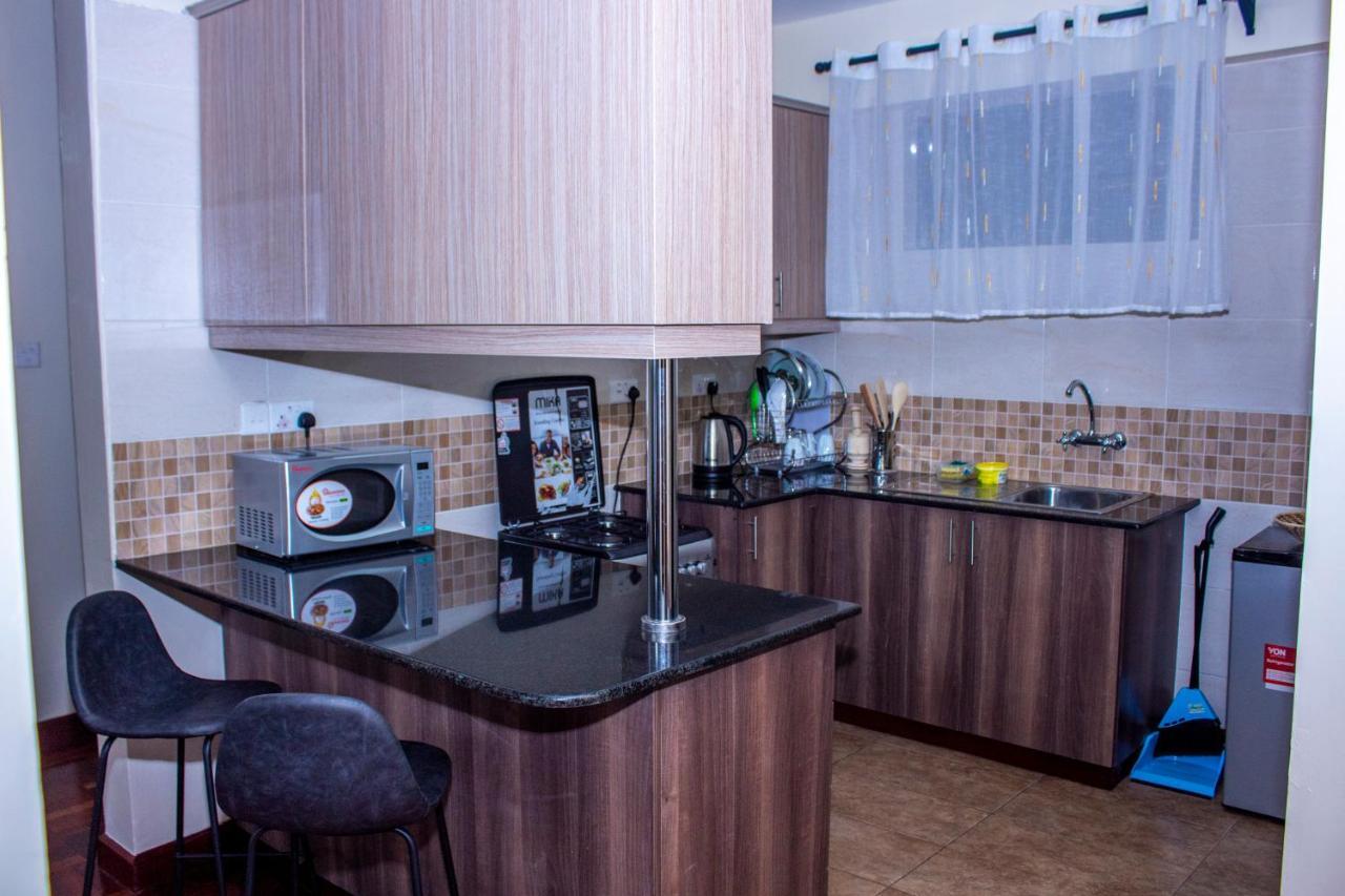Kasty M Apartments- W Place ไนโรบี ภายนอก รูปภาพ